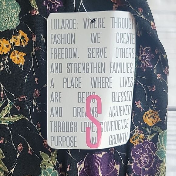 LulaRoe NWT floral print tunic top for women Size S ( runs big ) - Picture 10 of 13